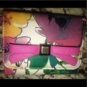 Floral Tri-fold Wallet